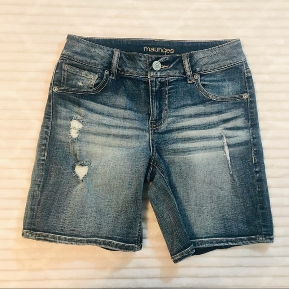 Maurices Distressed Stretch Denim Jean Shorts size 0 25